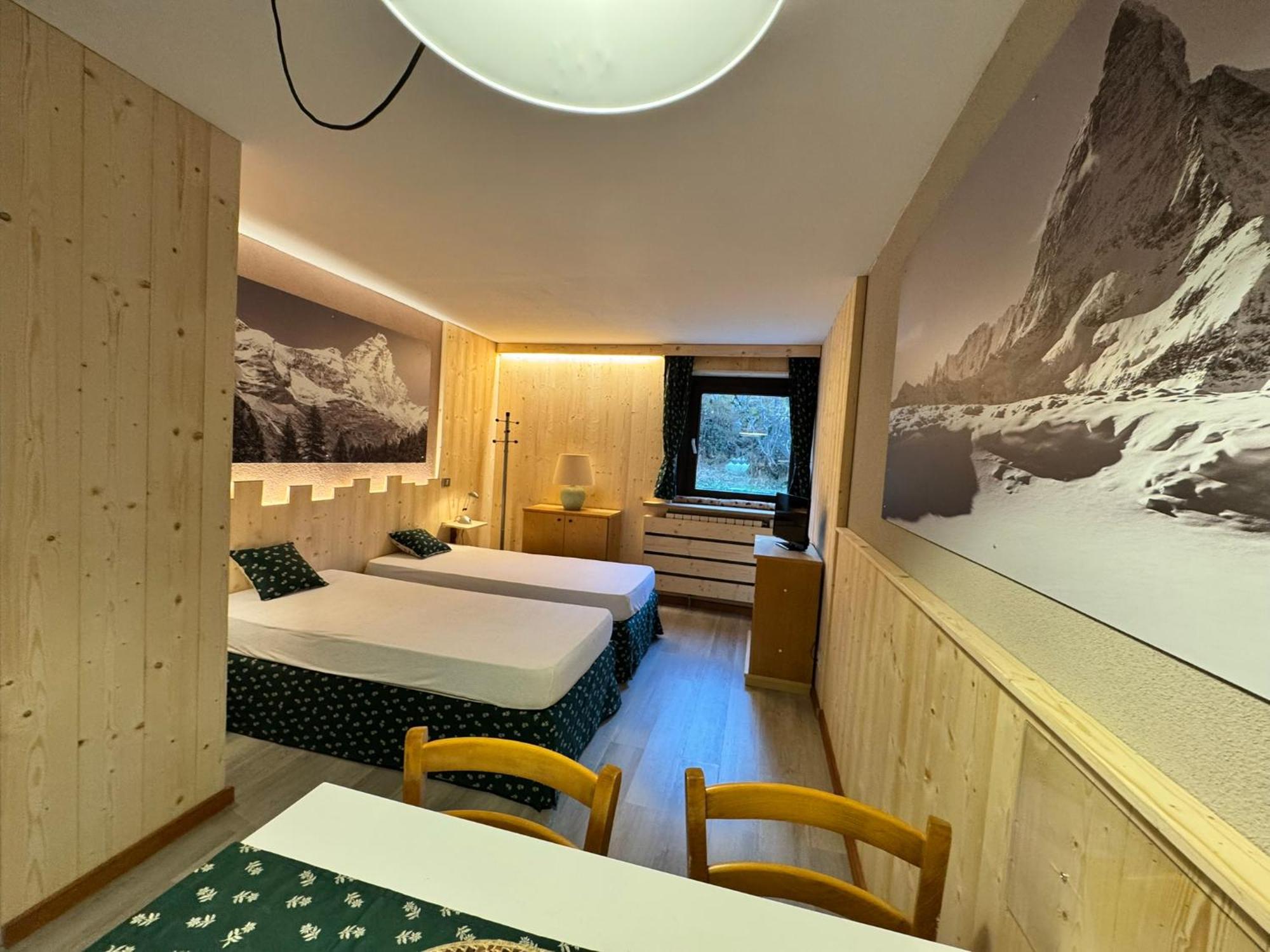 Residence Petit Tibet Breuil-Cervinia Eksteriør billede